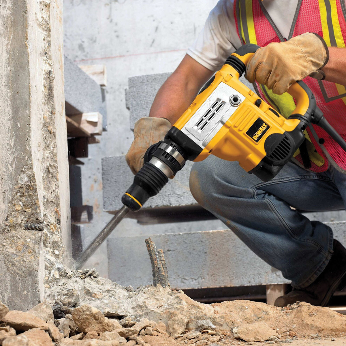 POINTED, FLAT, SPATULA, GOUGE, SPADE CHISELS, FOR ASPHALT SDS-MAX - DeWALT POINTED, FLAT, SPATULA, GOUGE, SPADE CHISELS, FOR ASPHALT SDS-MAX - DeWALT
